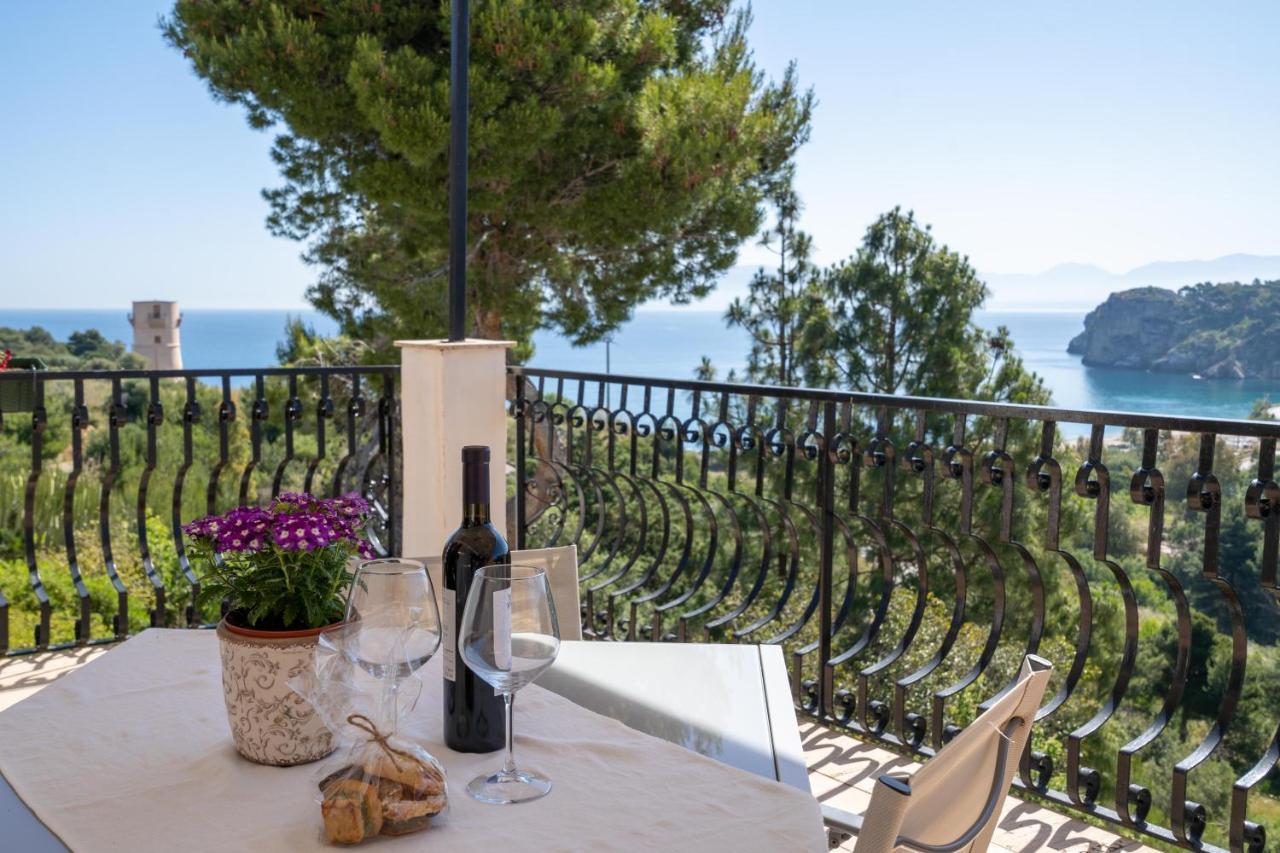 カステッランマーレ・デル・ゴルフォ Casa Vacanze Baia Di Guidalocaヴィラ エクステリア 写真
