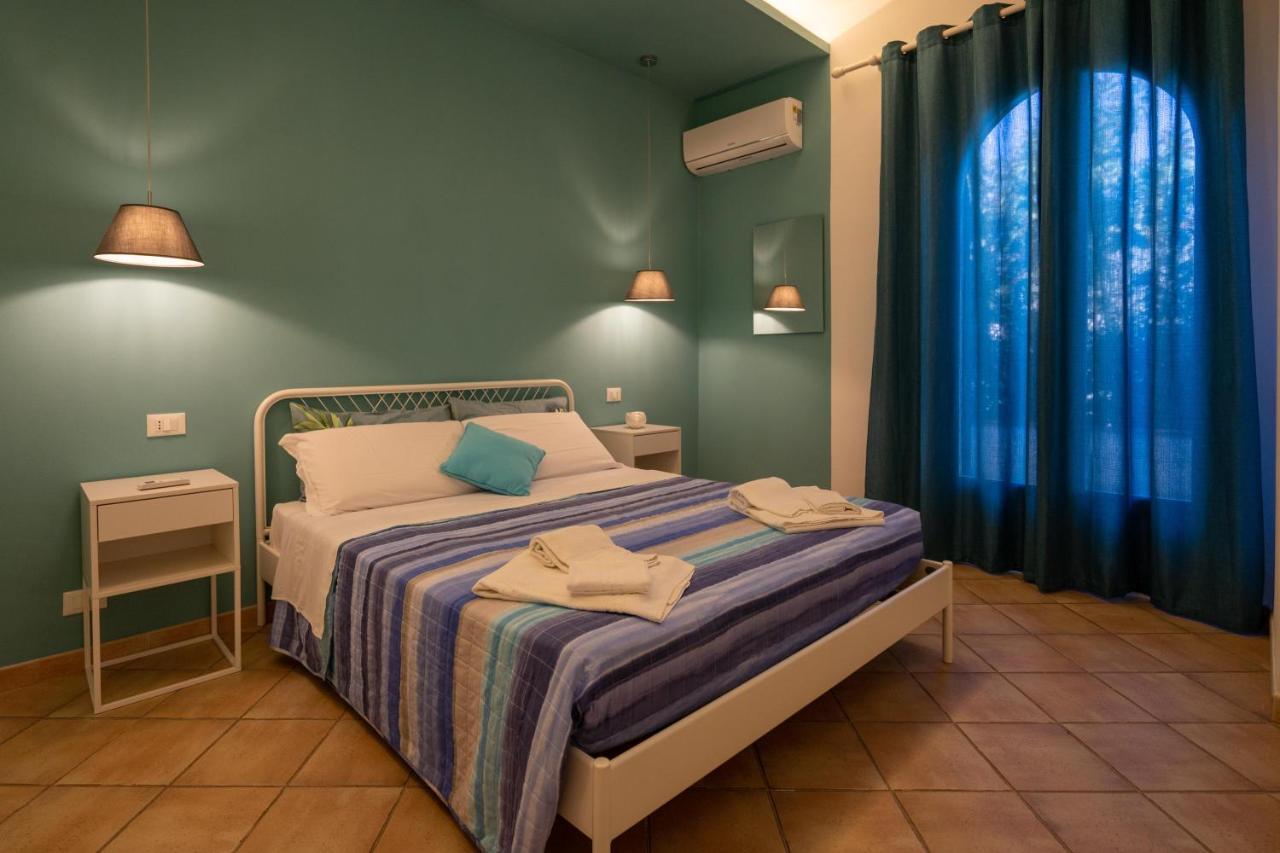 カステッランマーレ・デル・ゴルフォ Casa Vacanze Baia Di Guidalocaヴィラ エクステリア 写真